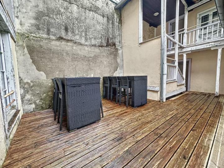 Residence Bury Tulle Bagian luar foto