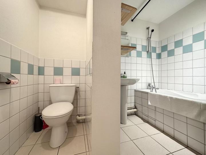 Residence Bury Tulle Bagian luar foto
