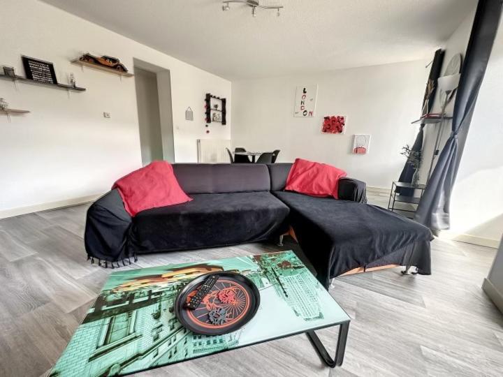 Residence Bury Tulle Bagian luar foto
