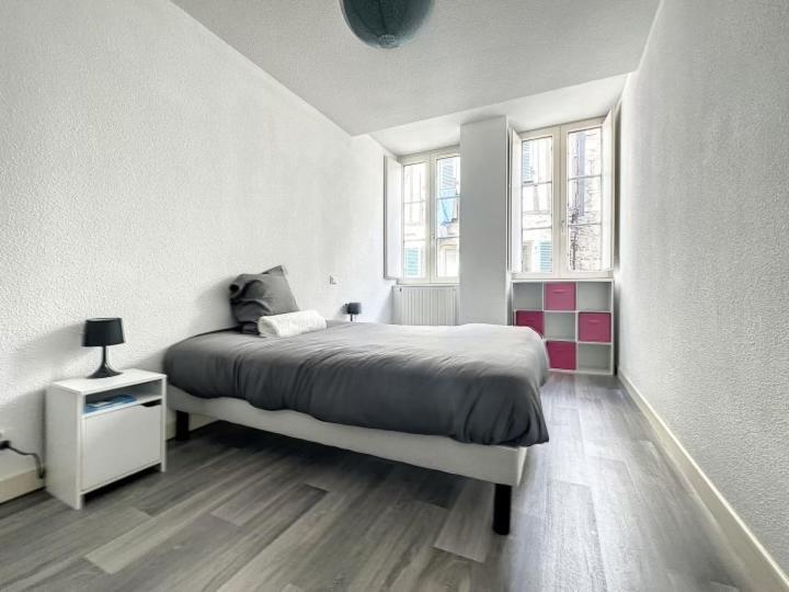 Residence Bury Tulle Bagian luar foto